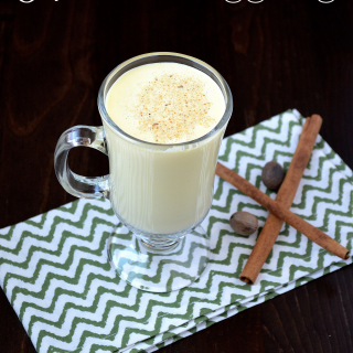 The Best Homemade Eggnog Recipe: make it with or without alcohol for a decadent holiday treat!