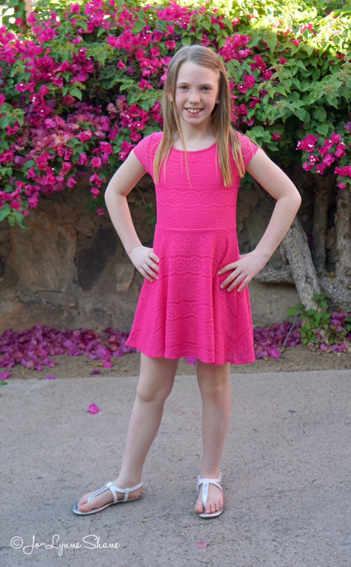 OMG! A magazine for tween girls, by tween girls. Finally! 100 OMG! A magazine for tween girls, by tween girls. Finally! 62