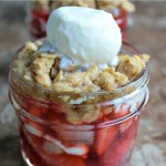 Easy Summer Desserts: Berry Crisps