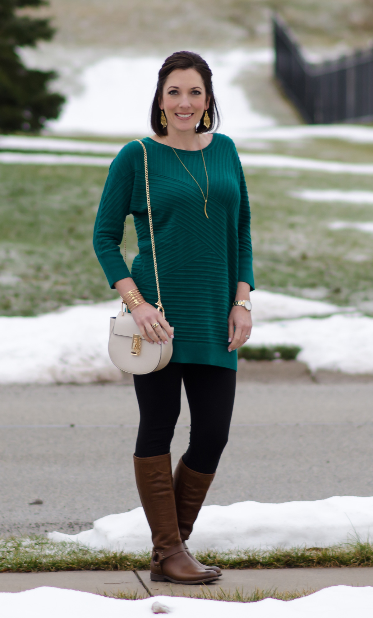 How To Wear Brown Boots With Black Pants And Dresses 