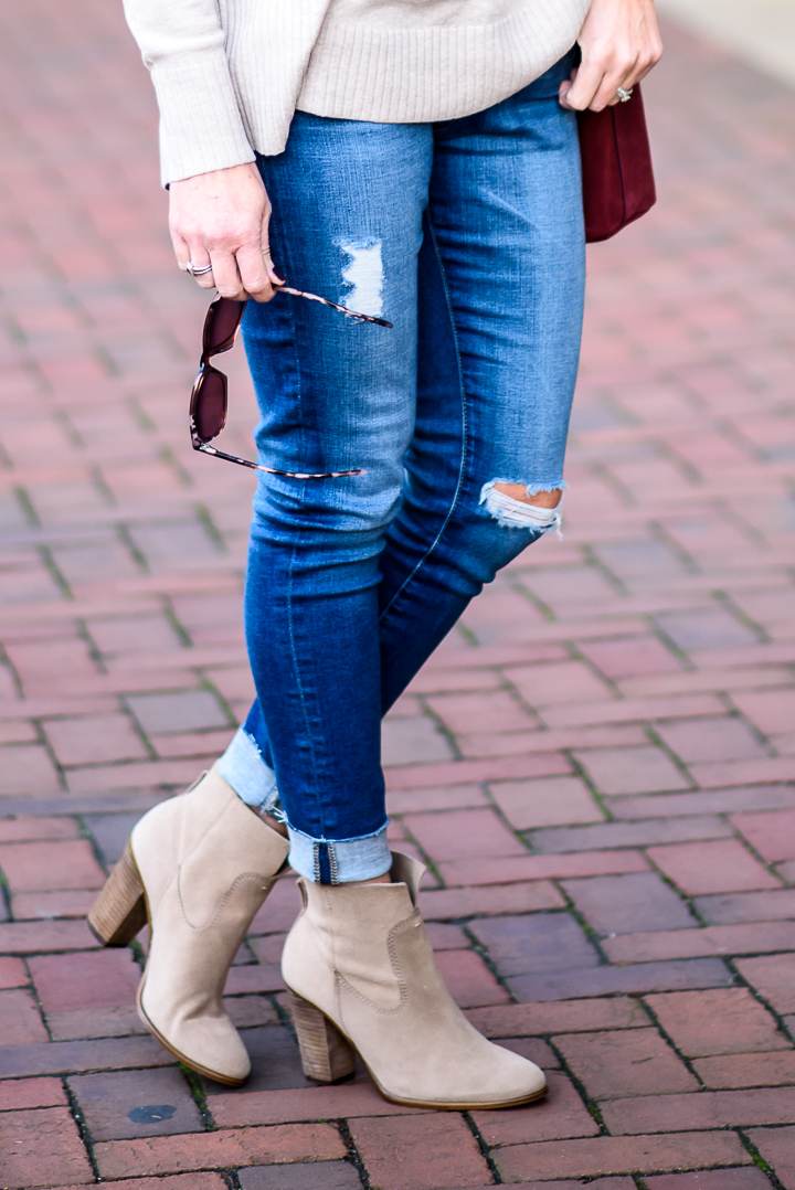 how to cuff your jeans with ankle boots